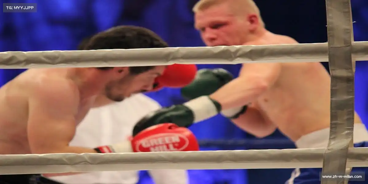 米兰体育官网——🎾❄️ 反手直线,寒冰穿针!